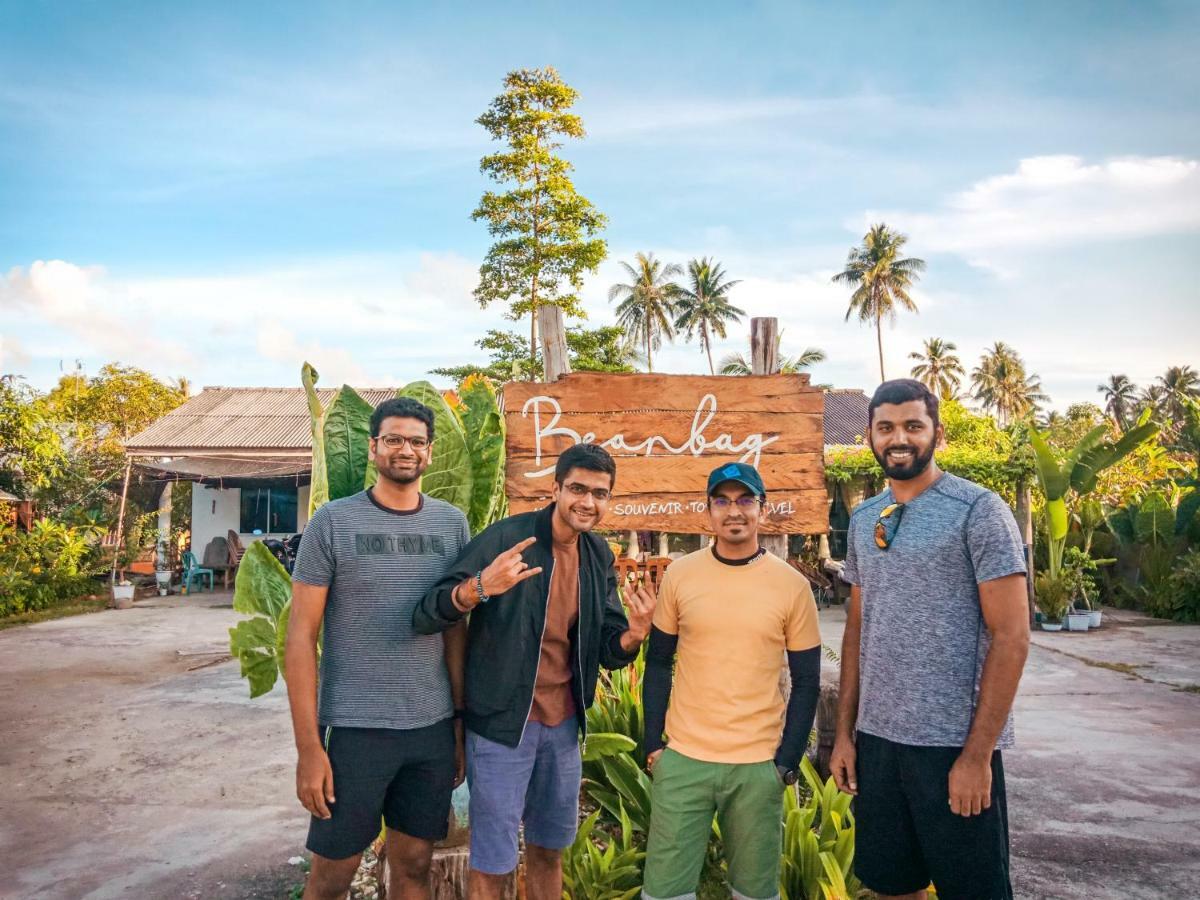 Beanbag Bintan Backpacker Hostel Kangkakawal Екстериор снимка